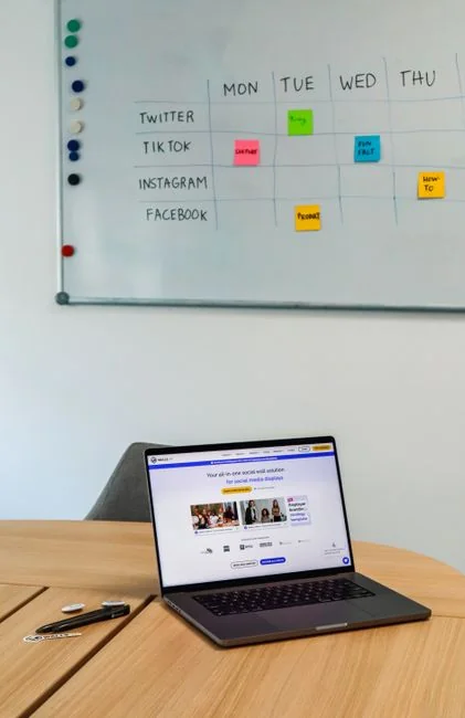 Capturer un événement de conférence en mettant l’accent sur des services de vidéographie professionnels.